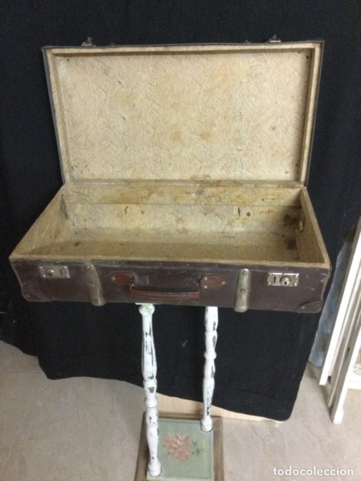 Antig&uuml;edades: Maleta antigua - Foto 2