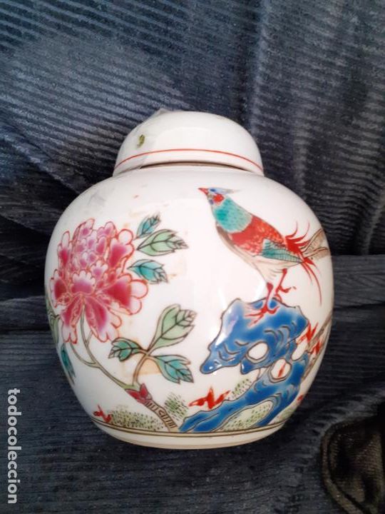 Antig&uuml;edades: Bote porcelana de te - Foto 1