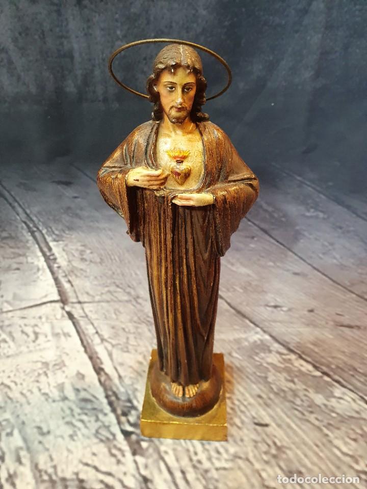 Antig&uuml;edades: FIGURA RELIGIOSA DE ESCAYOLA - Foto 1