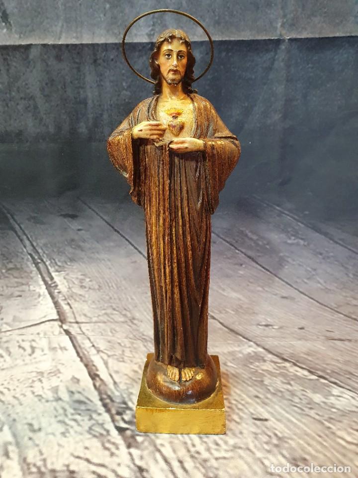 Antig&uuml;edades: FIGURA RELIGIOSA DE ESCAYOLA - Foto 2