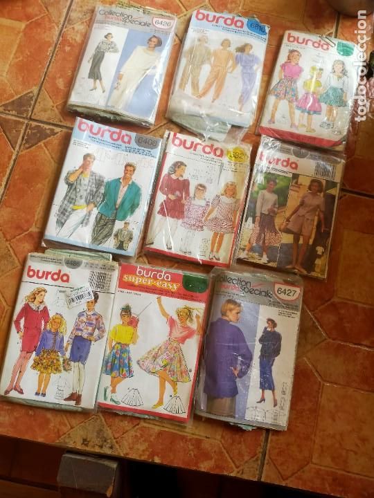 Antig&uuml;edades: Lote 9 patrones de costura para prendas y complementos - Burda - Foto 1
