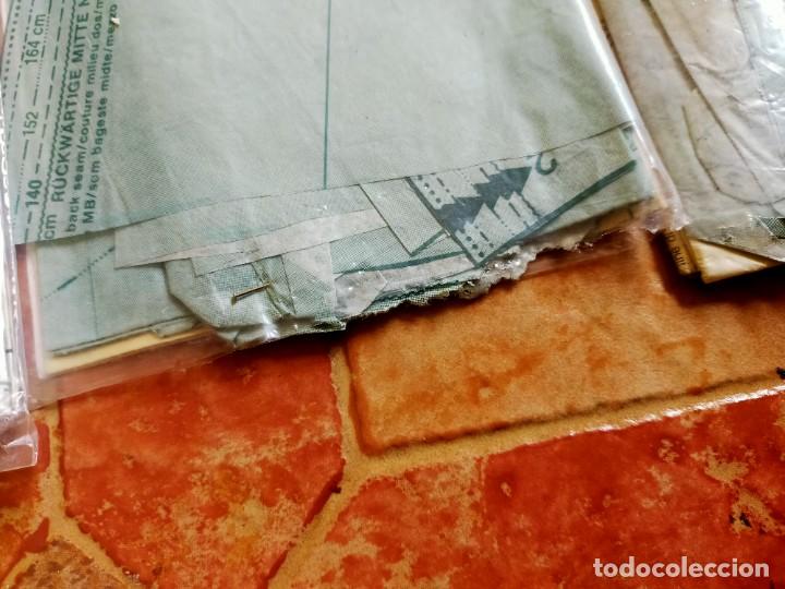 Antig&uuml;edades: Lote 9 patrones de costura para prendas y complementos - Burda - Foto 4