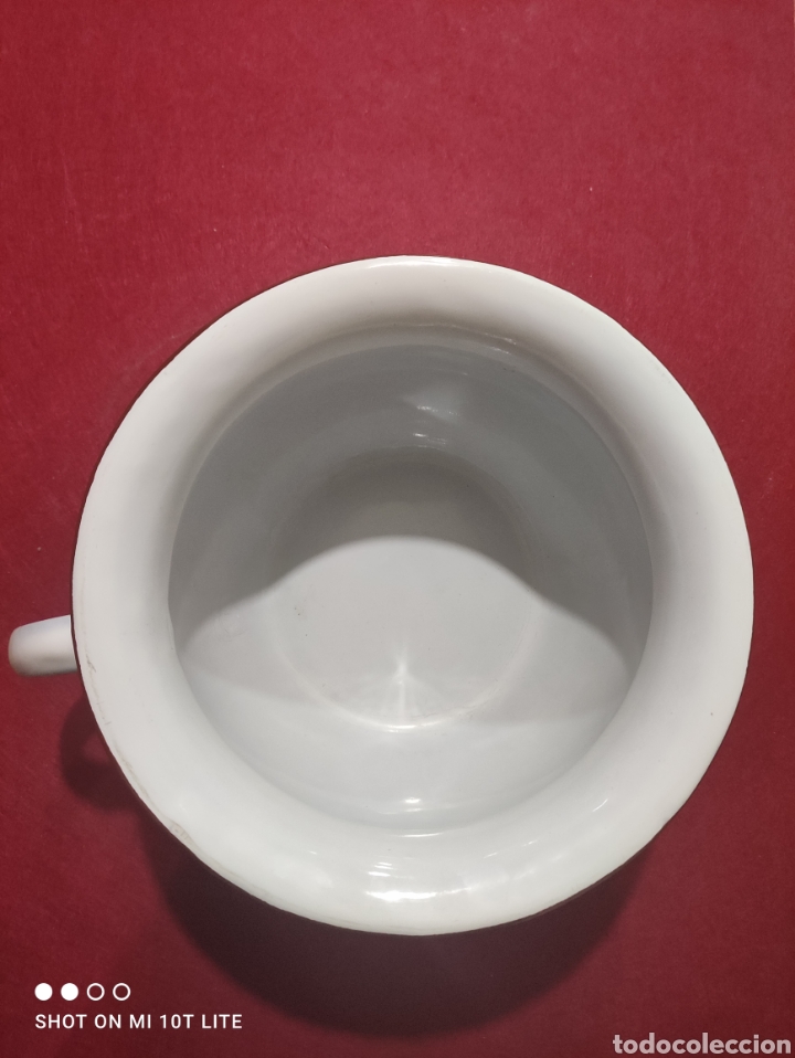 Antig&uuml;edades: Orinal met&aacute;lico esmaltado egsa