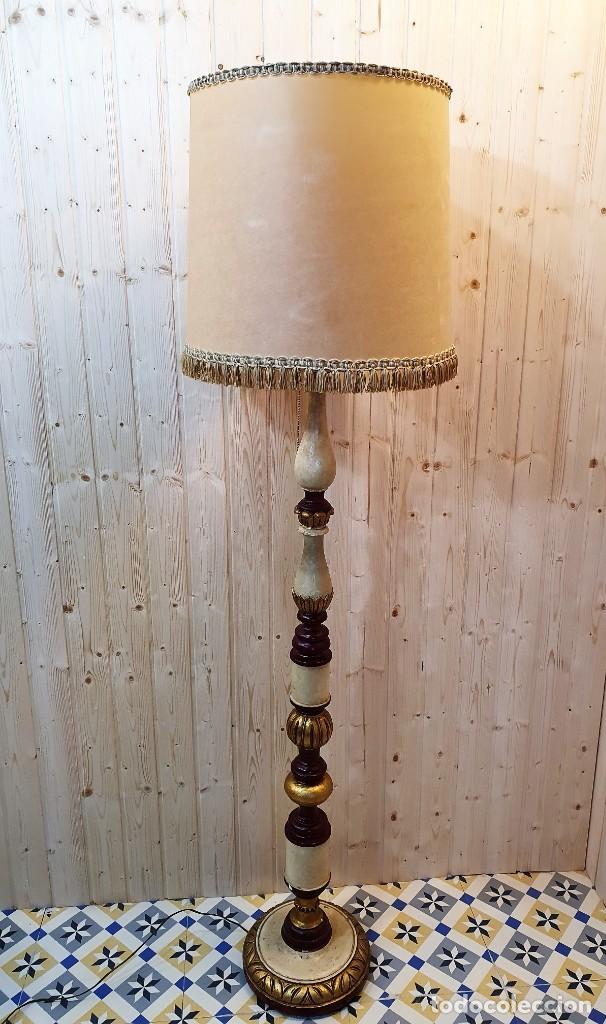 Antig&uuml;edades: - ANTIGUA LAMPARA DE PIE HACHERO EN MADERA - Foto 1