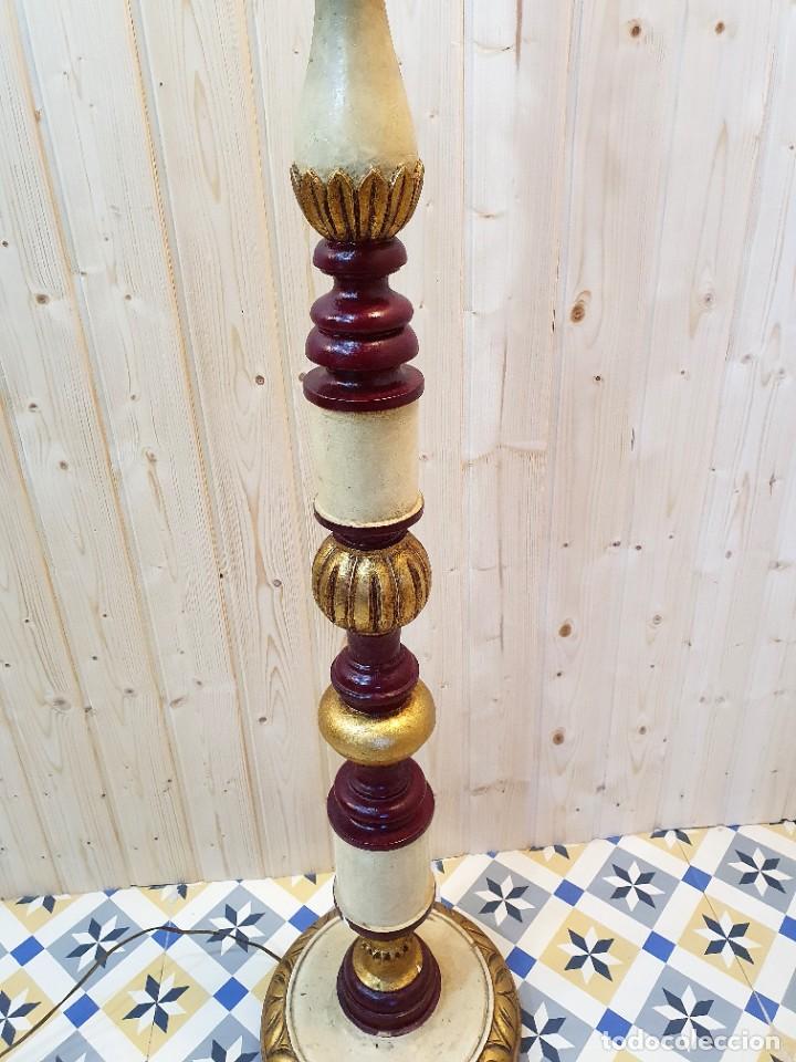 Antig&uuml;edades: - ANTIGUA LAMPARA DE PIE HACHERO EN MADERA - Foto 4