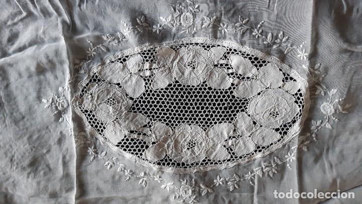 Antig&uuml;edades: TAPETE DE MUSELINA - Foto 2