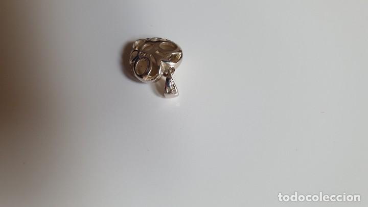 Antig&uuml;edades: Colgante de plata en forma de corazon - Foto 5