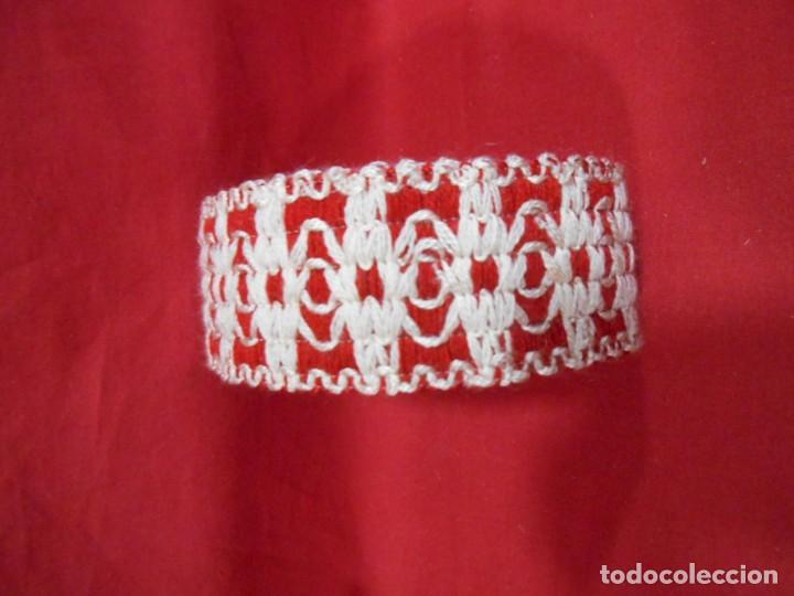 Antig&uuml;edades: LOTE RETAL DE PASAMANERIA - DE ANTIGUA MERCERIA -