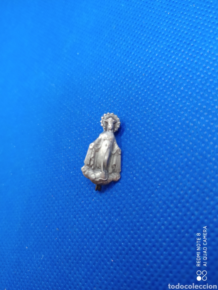 Antig&uuml;edades: Insignia Maria Inmaculada. 2cm - Foto 1