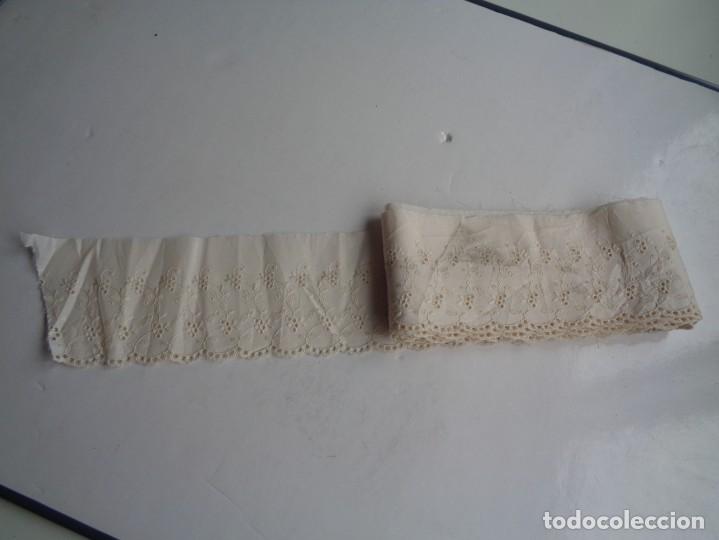 Antig&uuml;edades: ENCAJE A MAQUINA DE 4,5 MTS. - Foto 2
