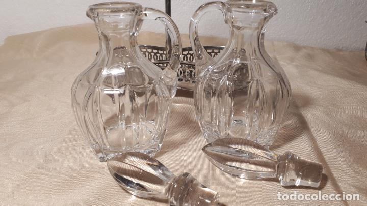 Antig&uuml;edades: Pareja de vinagreras de cristal - Foto 5