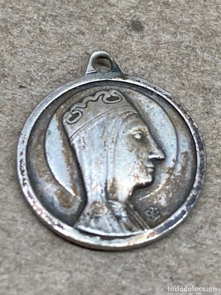 Antig&uuml;edades: Medalla religiosa de plata - Foto 1