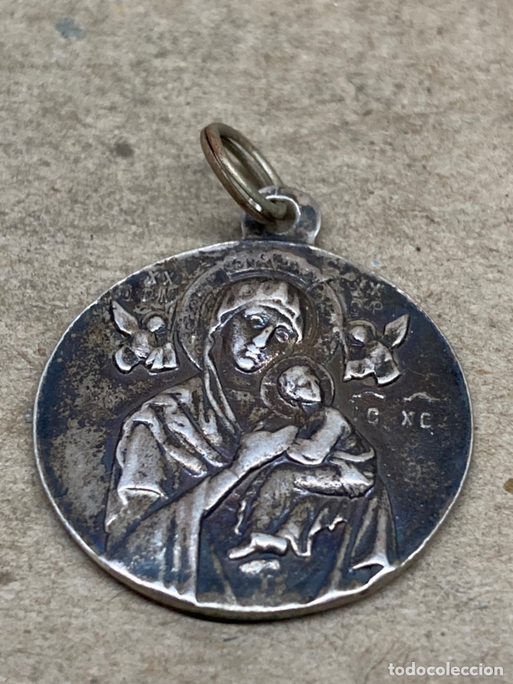 Antig&uuml;edades: Medalla de plata religiosa - Foto 2