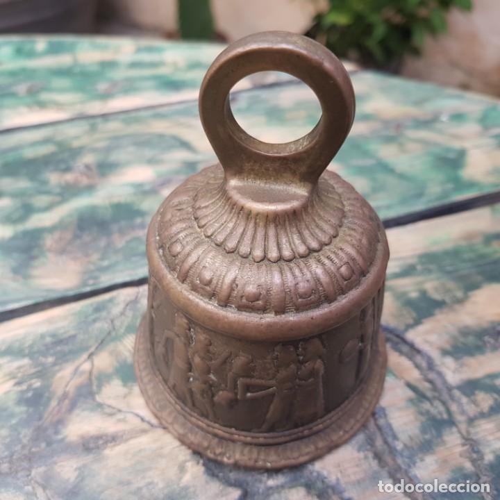 Antig&uuml;edades: PEQUE&Ntilde;A CAMPANA EN BRONCE - Foto 2