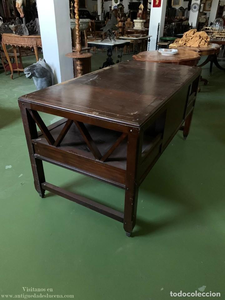 Antig&uuml;edades: GRAN MESA DE DESPACHO DE MADERA - Foto 6