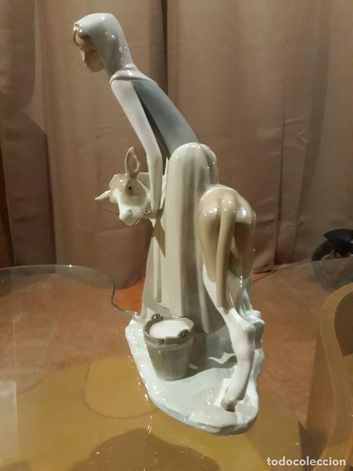 Antig&uuml;edades: FIGURA LLADR&Oacute; - Foto 2