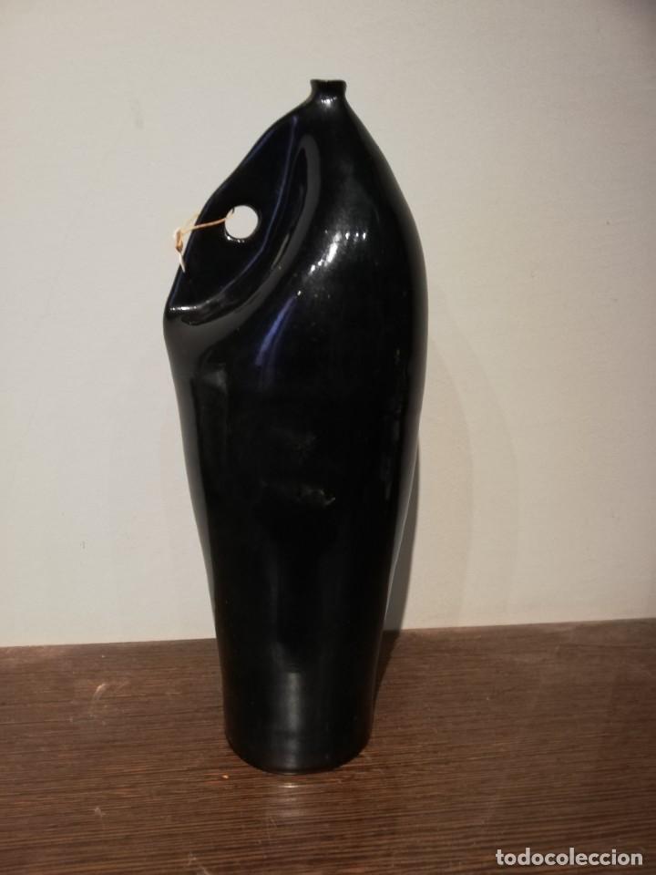 Antig&uuml;edades: BUCARO EN CER&Aacute;MICA S. XX - Foto 2