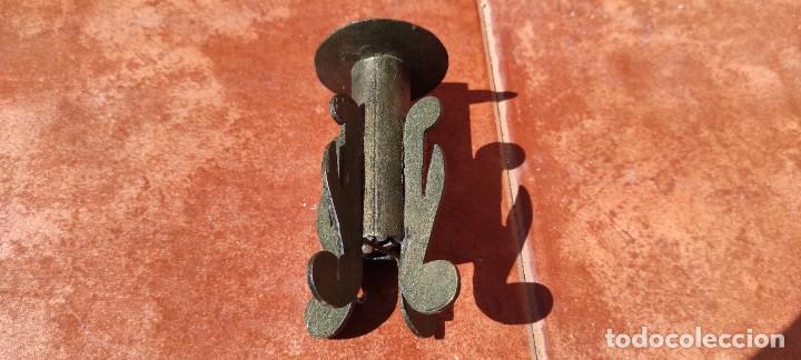 Antig&uuml;edades: CANDELABRO DE HIERRO - ANTIGUO - Foto 4