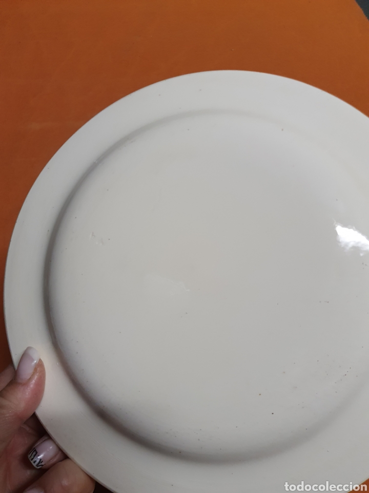 Antig&uuml;edades: 3 platos Porcelana - Foto 3
