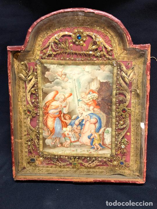Antigüedades: VITELA PINTADA CON DECORACIONES DE FLORES METALICAS Y PEDRERIA DEFECTOS RESEÑADOS EN FOTO. Lote 248466965