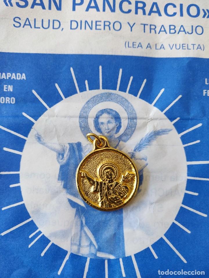 Antig&uuml;edades: Medalla Chapada en oro. - Foto 3