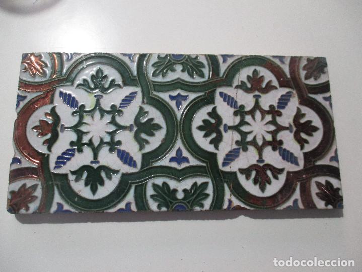 Antig&uuml;edades: Azulejo de reflejos Mensaque - Foto 1