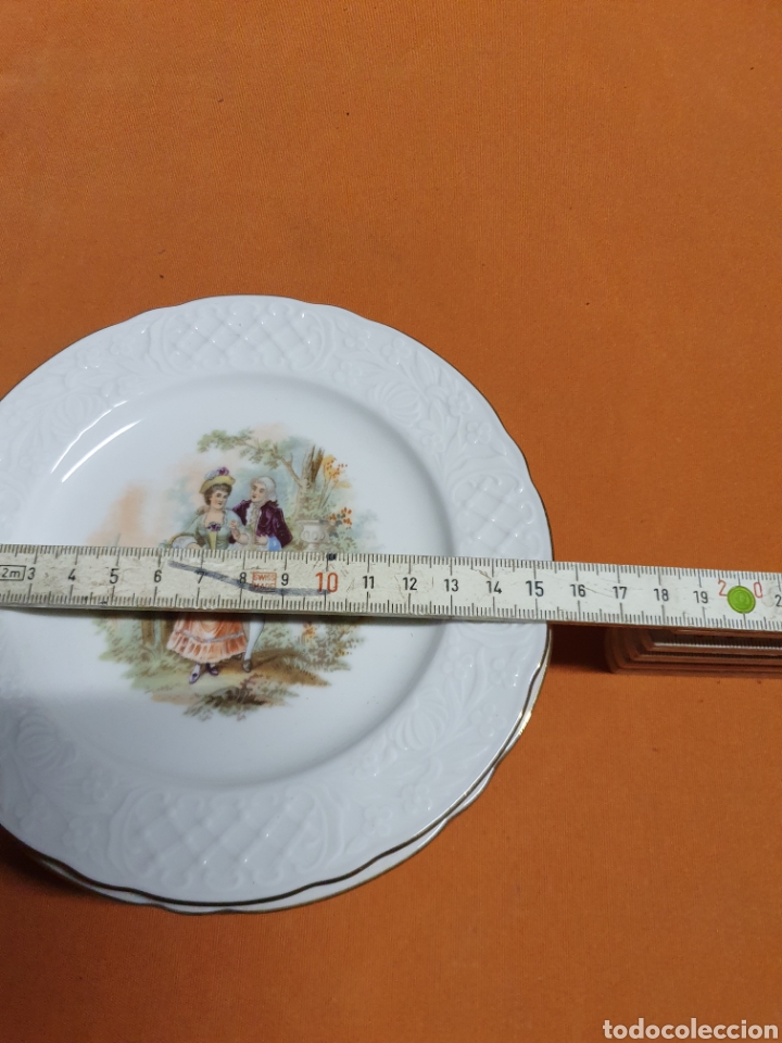 Antig&uuml;edades: 6 platos Porcelana - Foto 2