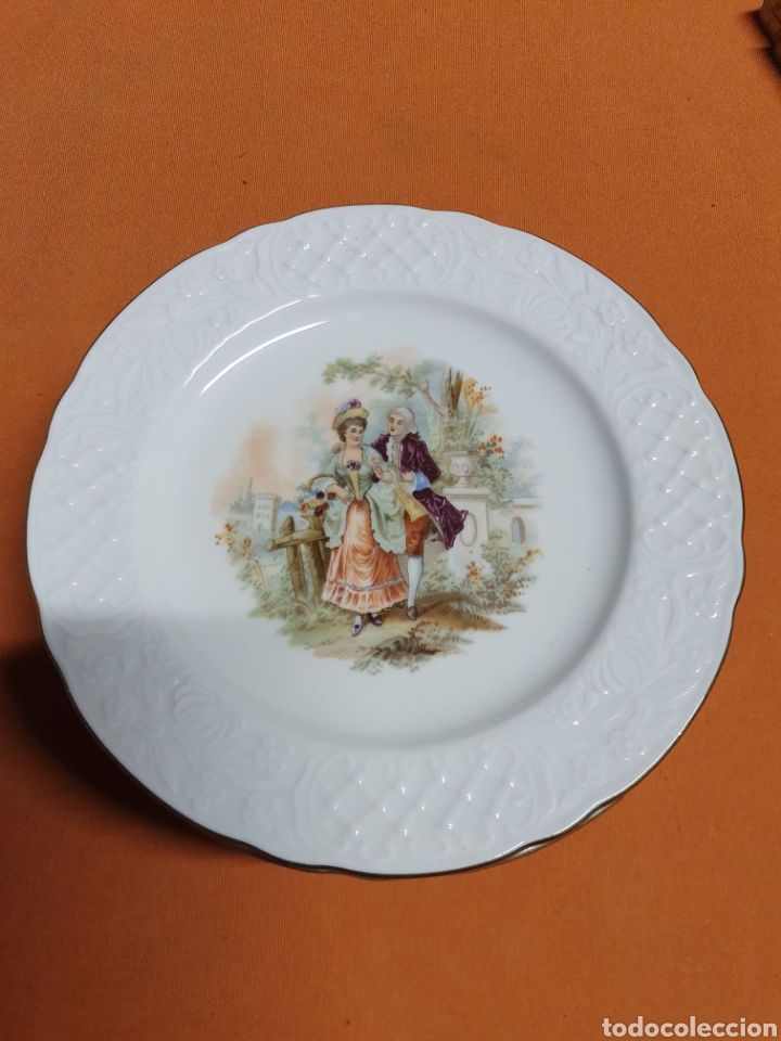 Antig&uuml;edades: 6 platos Porcelana - Foto 1