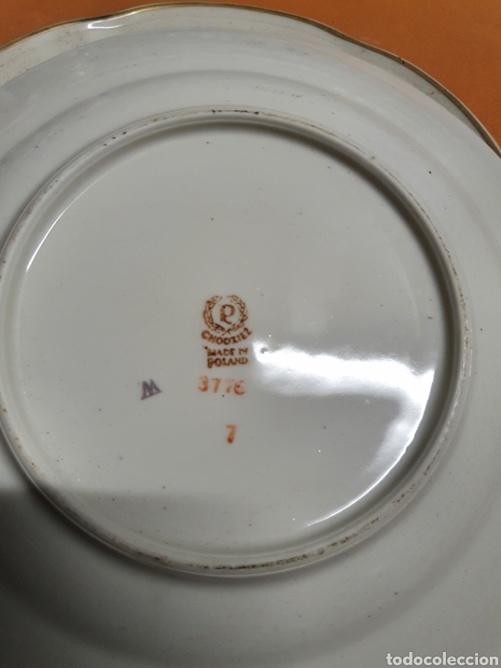 Antig&uuml;edades: 5 platos Porcelana - Foto 3