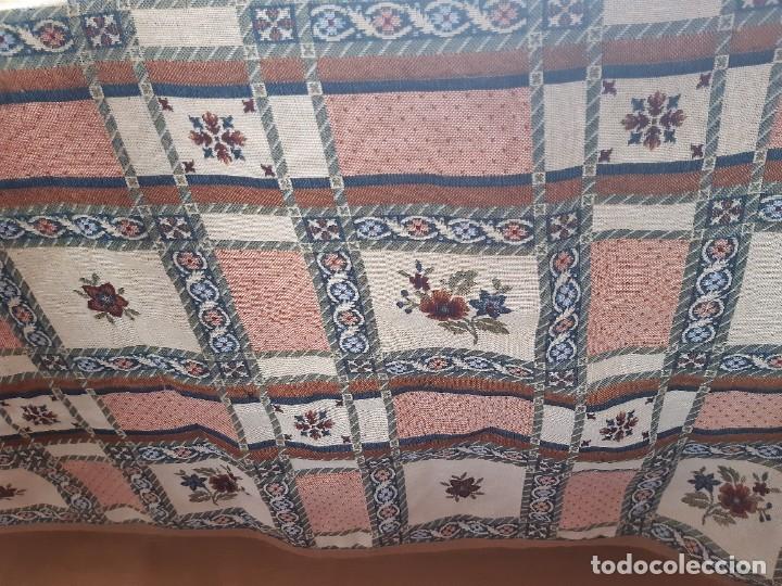 Antig&uuml;edades: COLCHA DE DOS CARAS PARA CAMA DE 150. - Foto 10
