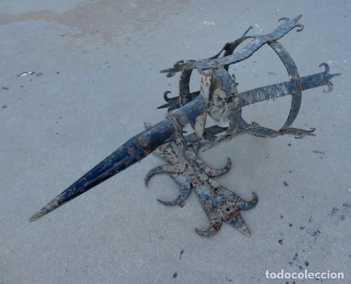 Antig&uuml;edades: Aplique de forja para restaurar - Foto 3
