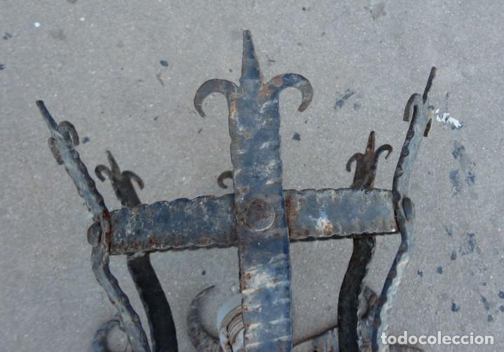 Antig&uuml;edades: Aplique de forja para restaurar - Foto 5