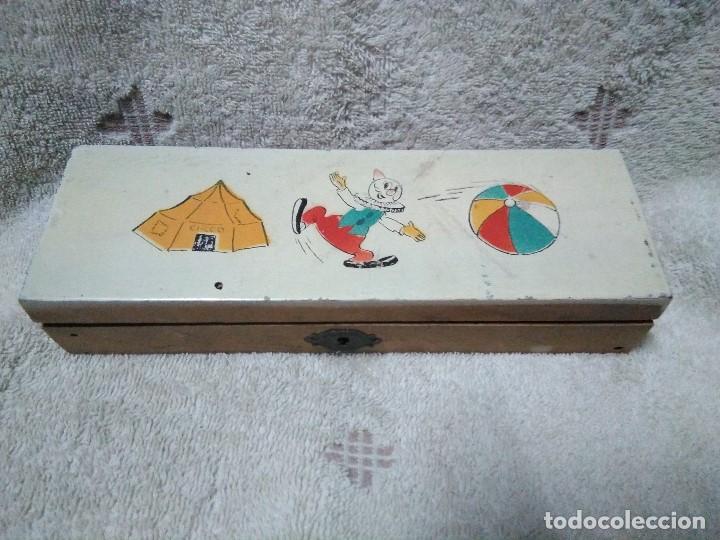 Antig&uuml;edades: Antiguo plumier de madera - Foto 1