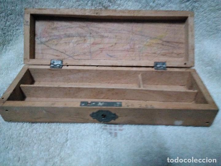 Antig&uuml;edades: Antiguo plumier de madera - Foto 2