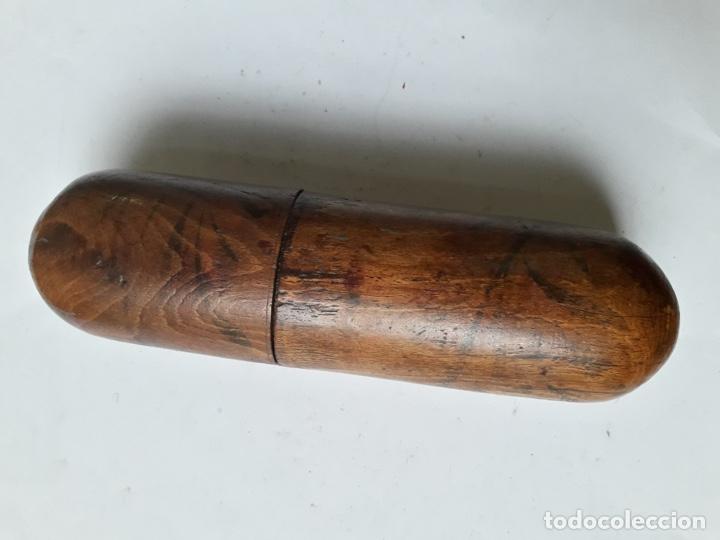 Antig&uuml;edades: C&aacute;psula de madera torneada para comunicaciones - Foto 2
