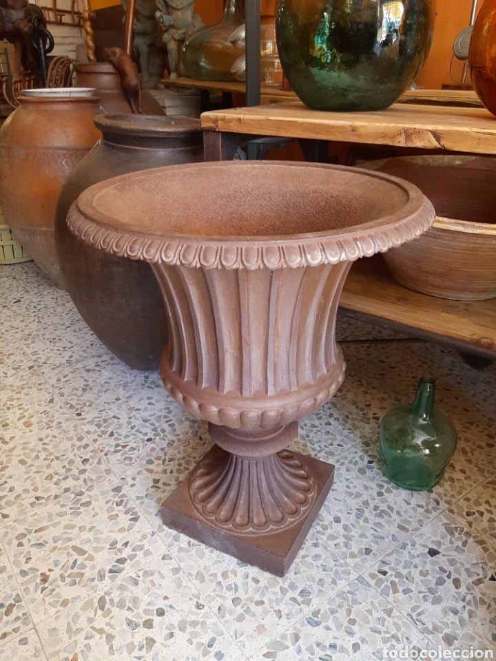 Antig&uuml;edades: Extraodinario macetero antiguo - Foto 3
