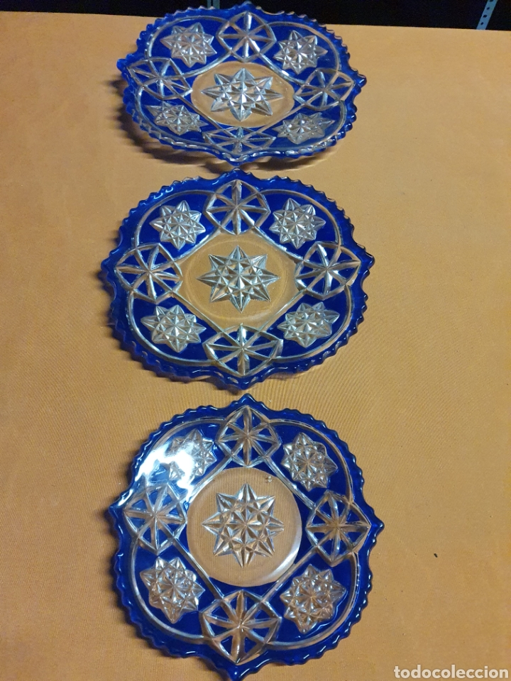 Antiques: Platos cristal