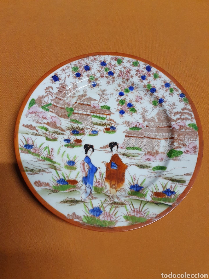 Antig&uuml;edades: Plato Porcelana - Foto 1