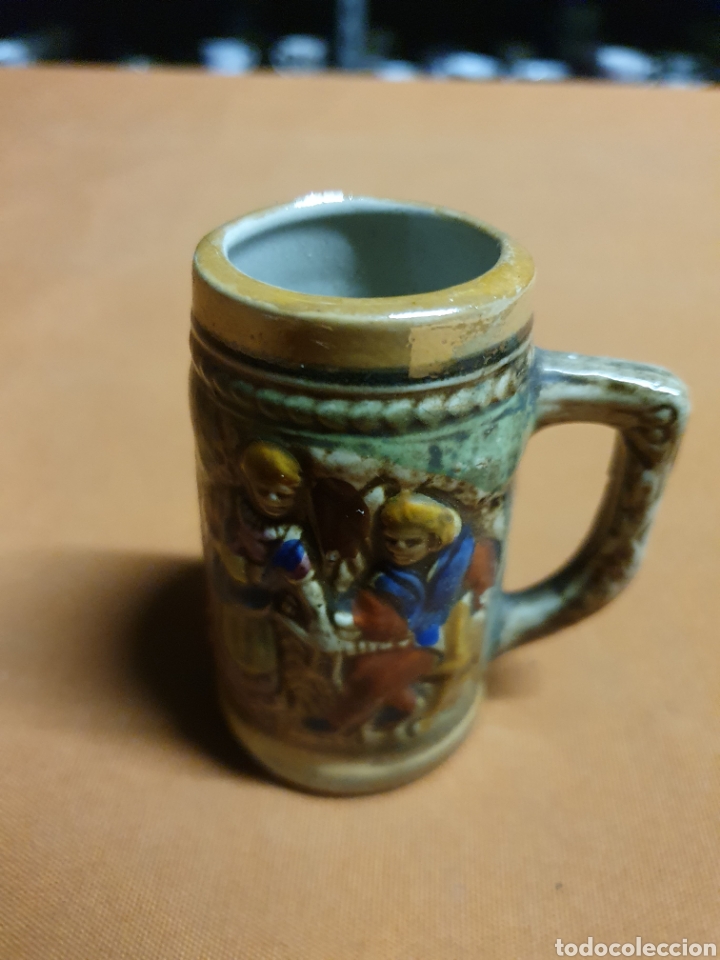 Antig&uuml;edades: Peque&ntilde;a jarra cerveza - Foto 1