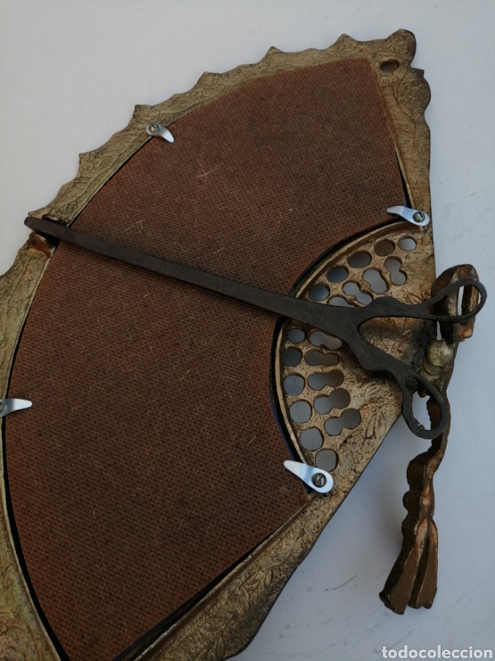 Antig&uuml;edades: Abanico de bronce con espejo - Foto 3