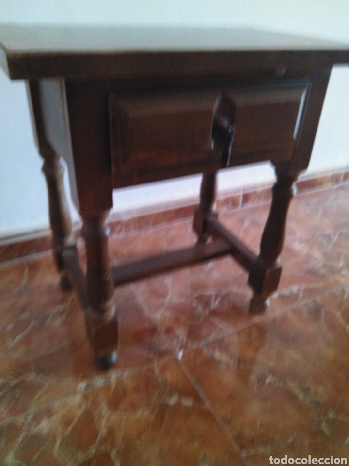 Antig&uuml;edades: Mesilla antigua de la mesa - Foto 7