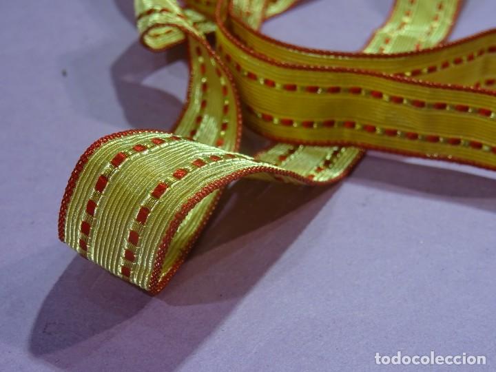 Antig&uuml;edades: Galon Hilo Metalico de Oro - Foto 3