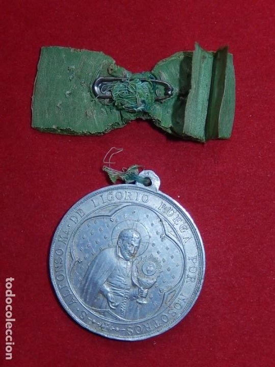 Antig&uuml;edades: Lote de 7 medallas religiosas. - Foto 5
