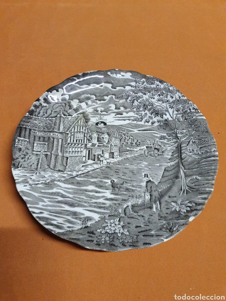 Antig&uuml;edades: 3 platos Porcelana - Foto 1