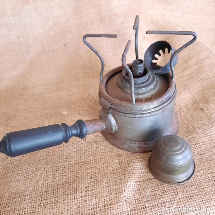 Antig&uuml;edades: ANTIGUO HORNILLO DE ALCOHOL CON MANGO DE MADERA - Foto 3
