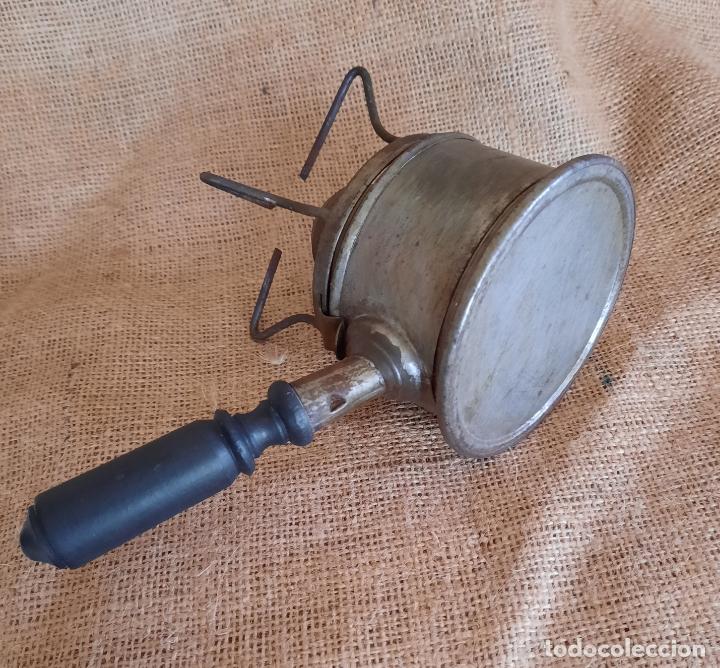 Antig&uuml;edades: ANTIGUO HORNILLO DE ALCOHOL CON MANGO DE MADERA - Foto 5