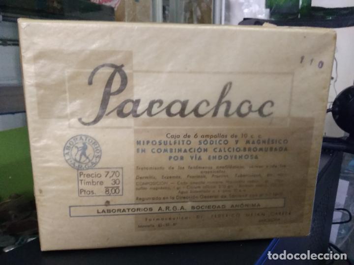 PARACHOC ARGA BARCELONA. VITRINA CORREOS (Antigüedades - Cristal y Vidrio - Farmacia )