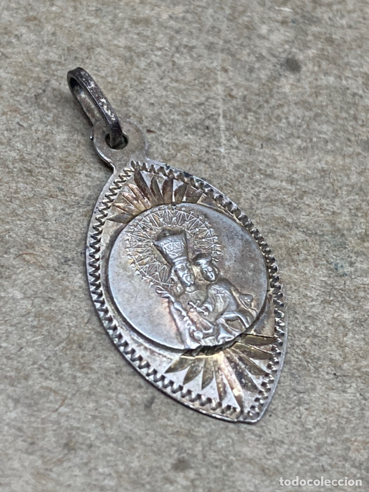 Antig&uuml;edades: Medalla religiosa de plata - Foto 1