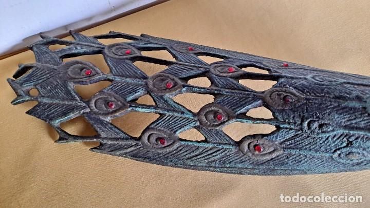 Antig&uuml;edades: FIGURA DE PAVO REAL EN BRONCE - Foto 3