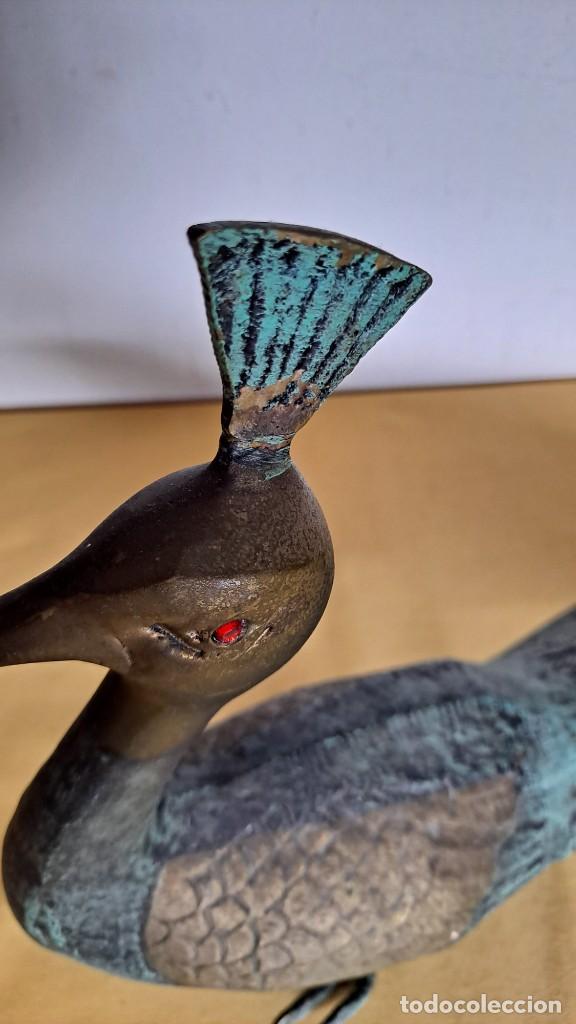 Antig&uuml;edades: FIGURA DE PAVO REAL EN BRONCE - Foto 8